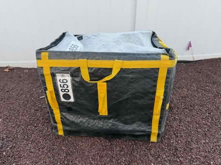 Photo of free Amazon Delivery Soft Box (08816) #1