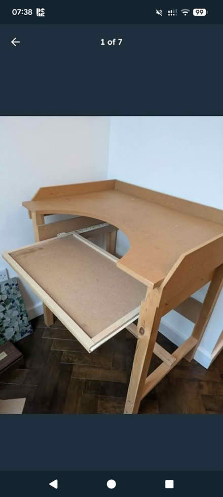 Photo of free jewellery making / craft bench (Haddington EH41) #1