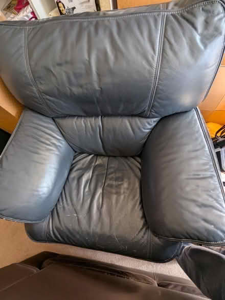 Photo of free Sofa set 3x2x1 leather (Ilford IG4) #1