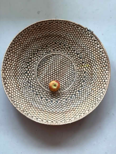 Photo of free Woven basket (M20 east didsbury) #1