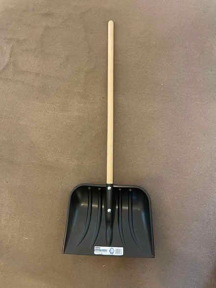 Photo of free Snow shovel (King's Hedges Ward CB4) #1