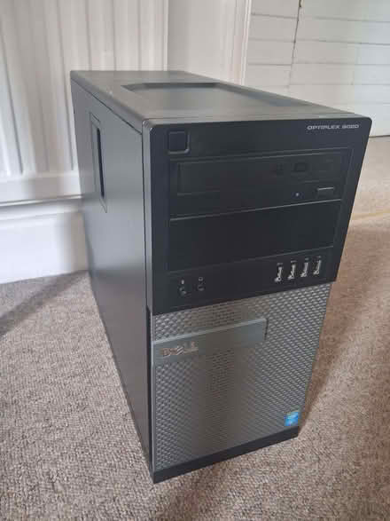 Photo of free Tower PC in working order (Woodford IG8) #3