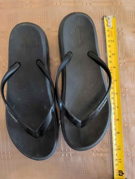 Photo of free FlipFlops 5-6? (Stonehouse GL10) #1