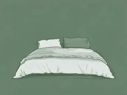 Photo of free Matching duvet, pillow shams, bedspread and curtains (North Kensington W10) #1