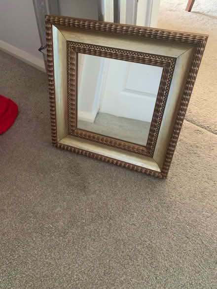 Photo of free Mirror/table/electric keyboard (Hutton) #3