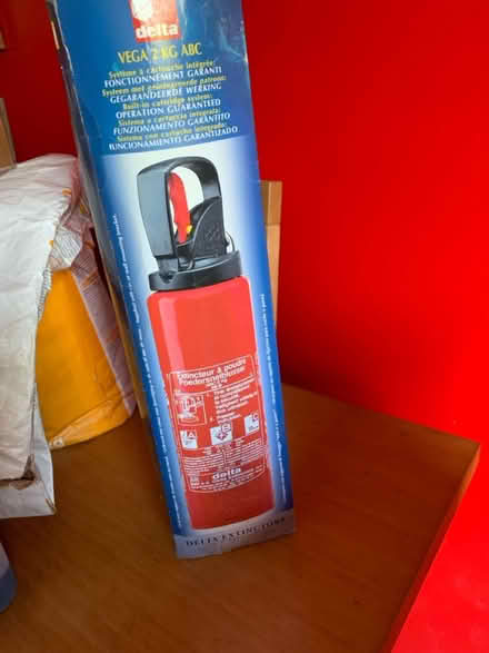 Photo of free Small fire extinguisher (SG1 Stevenage) #1