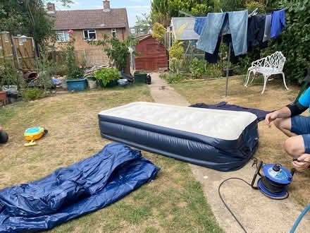 Photo of free Double and single blow up bed (Headington OX3 9D) #1
