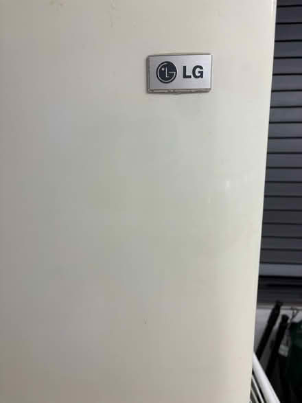 Photo of free LG American fridge freezer- working (Hounslow, TW5) #4