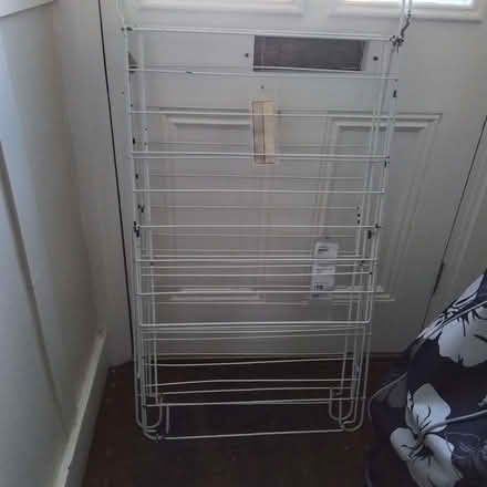 Photo of free folding g clothes drying rack (Cricket Road OX4) #2