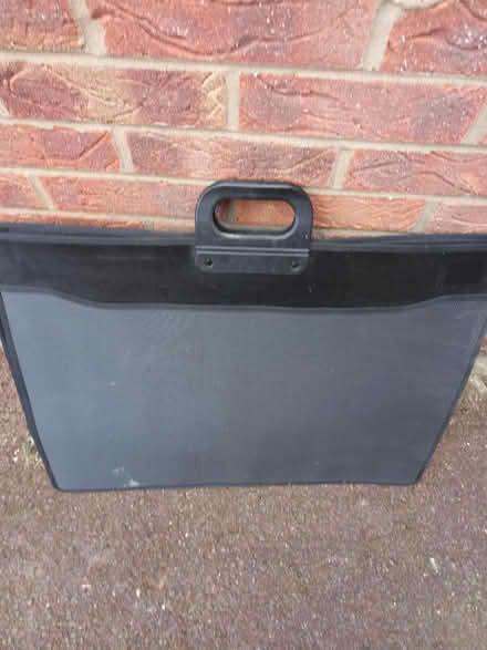 Photo of free Artwork carrier (Market Deeping PE6) #1