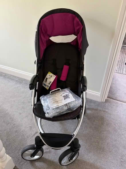 Photo of free Pram/ pushchair combo (Billericay CM11) #3