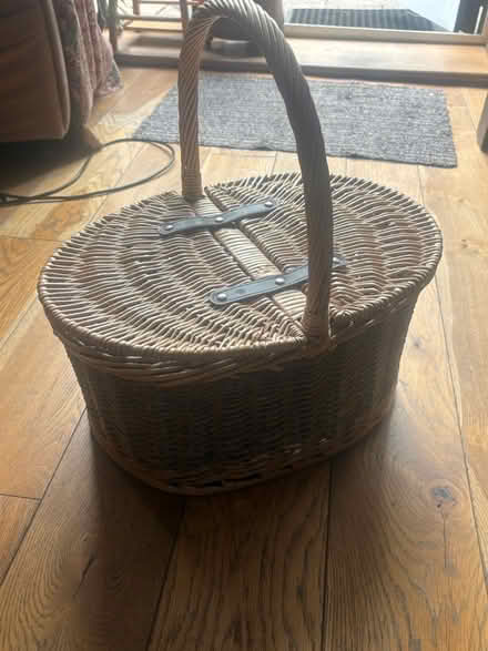 Photo of free Wicker Picknic Basket (BS4 Brislington BS4) #2