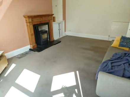 Photo of free Carpet & underlay- 4.6 x 3.3m (Shedden G76) #2