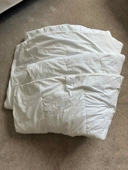 Photo of free King Size Duvet 4.5 Tog (Maybury EH12) #4