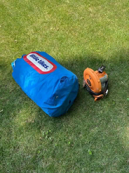 Photo of free Bouncy castle (South east Oakville) #1