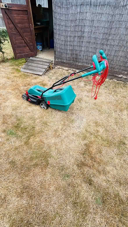Photo of free Lawnmower (North Tonbridge TN10) #2