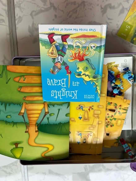 Photo of free M&S medieval castle activity tin (Westbrook WA5) #2