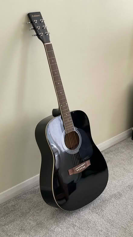 Photo of free C-Giant 41” Western Guitar (Rochester ME1) #3