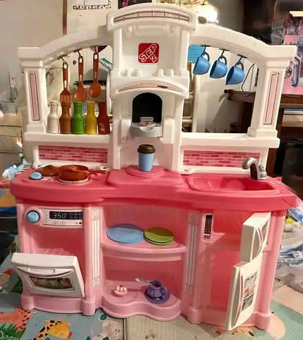 Photo of free Toy kitchen for kids (Fort Lee NJ) #1