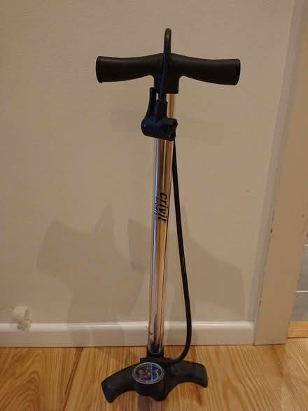 Photo of free Broken stand pump with manometer (Central Lancaster LA1) #1