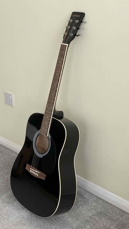 Photo of free C-Giant 41” Western Guitar (Rochester ME1) #4