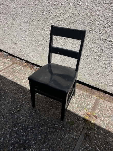 Photo of free Chair (Sunny arts area) #1