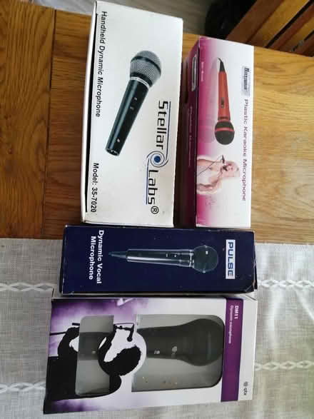 Photo of free Karaoke machine and mics (Hayes BR2) #1