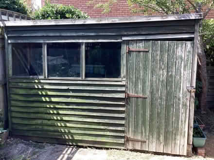 Photo of free 10 foot x 6 foot shed needing some TLC (Priestwood RG42) #2