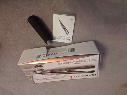 Photo of free Remington 2 in 1 Straighteners/Curling Tongs (Barkingside IG5) #2