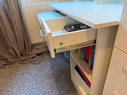 Photo of free computer desk (Bucklands Road, TW11) #3