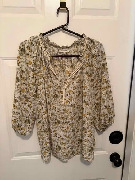 Photo of free Floral Peasant Blouse (Thornwood, NY) #1