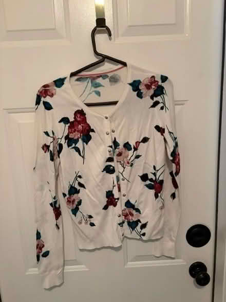 Photo of free Floral Snap-Front Cardigan (Thornwood, NY) #1