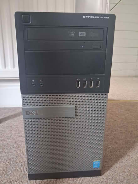 Photo of free Tower PC in working order (Woodford IG8) #1