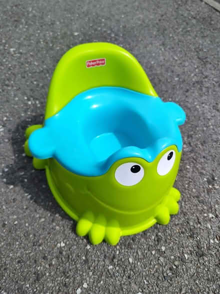 Photo of free Fisher Price Potty (Middlewood S6) #1
