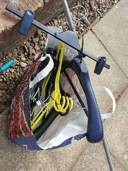 Photo of free hangers (New Greens AL3) #1