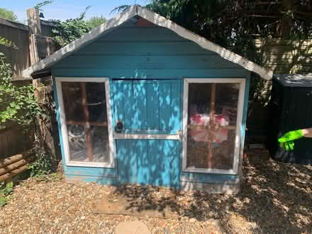 Photo of free Wendy house/ shed (Lu4 9uf) #1