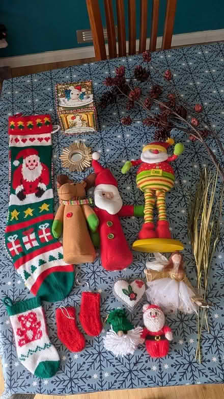 Photo of free Christmas decorations (Welwyn Garden City AL8) #1