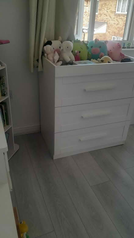 Photo of free Chest of drawers (Hambledon close Ub83ud) #1