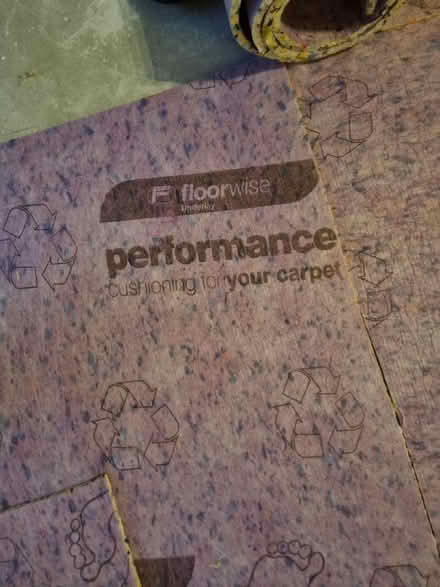 Photo of free Carpet and Inlay ~537x232cm (Grove OX12) #4