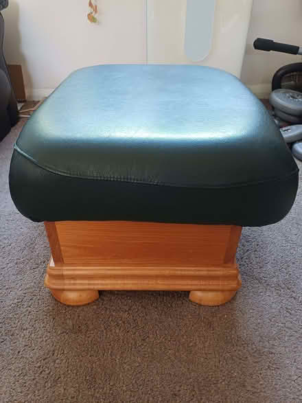 Photo of free Green Faux Leather & Solid Wood Footstool / Pouffe (Orgreave S13) #4