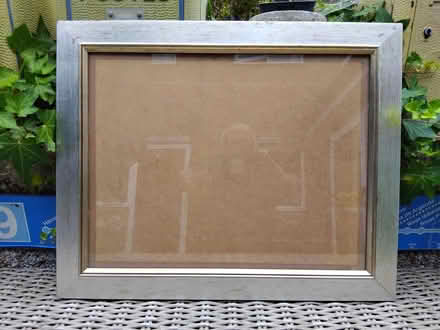Photo of free glass fronted picture framee (Marford , Wrexham 8LD LL12) #1