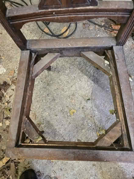 Photo of free Edwardian (?) chair for rehoming (Phippsville NN1) #4