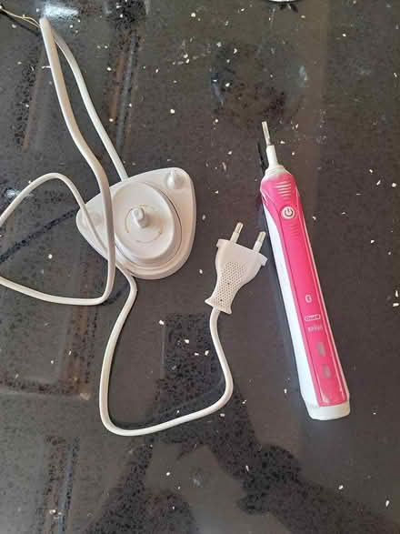 Photo of free Electric toothbrush (Littlemore, OX4) #1