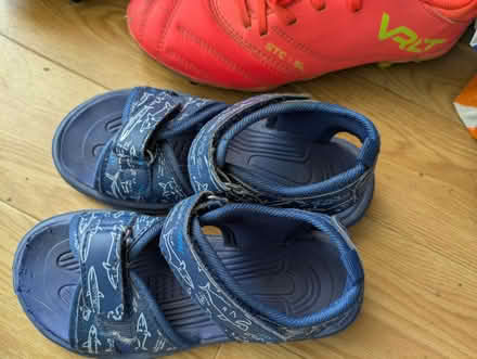 Photo of free 7 yes up bag, sandals, wellies (Finham CV3) #2
