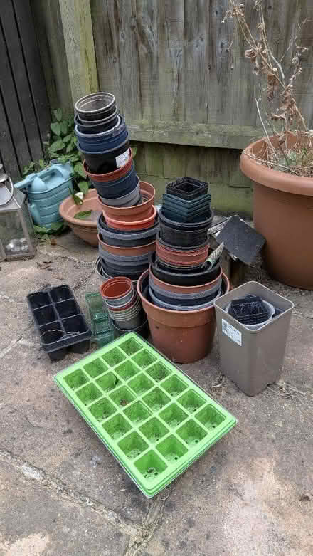 Photo of free Plastic plant pots (Bernards Heath AL1) #1