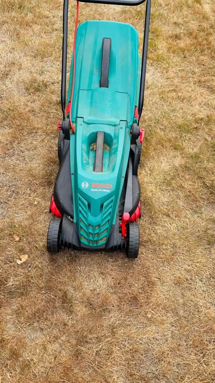 Photo of free Lawnmower (North Tonbridge TN10) #1