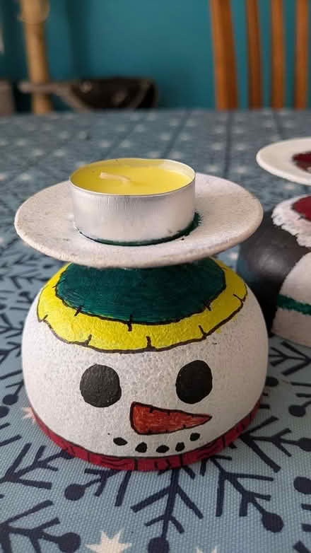 Photo of free Christmas candle stands (Welwyn Garden City AL8) #3
