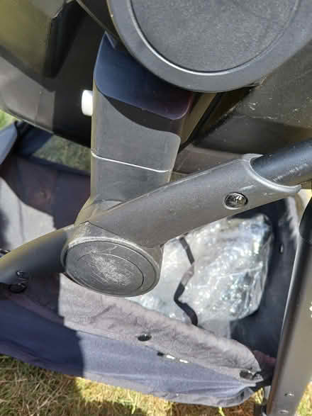 Photo of free Puggle baby travel system (Bedfordshire) #4