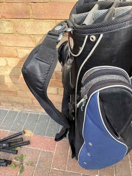 Photo of free Wilson golf bag (Far Bletchley MK3) #2