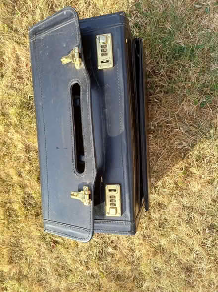 Photo of free Security lockable heavy leather workman's case (Earley RG6) #1